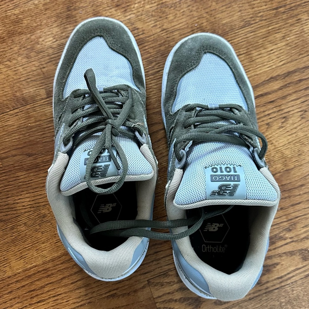 New Balance Gray and Blue Sneakers